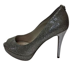 Michael Michael Kors Women's Elegant Silver Bling Shinny Peep-Toe Heels Size 7